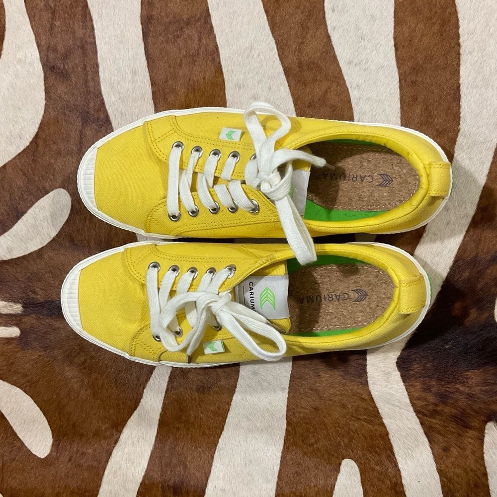 Cariuma OCA Low Canvas Yellow Sneakers women 8.5 or Men size 7 Skateboarding - Picture 6 of 11